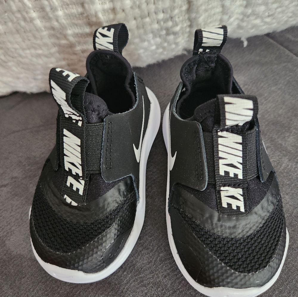 Nike baby shoes 4c